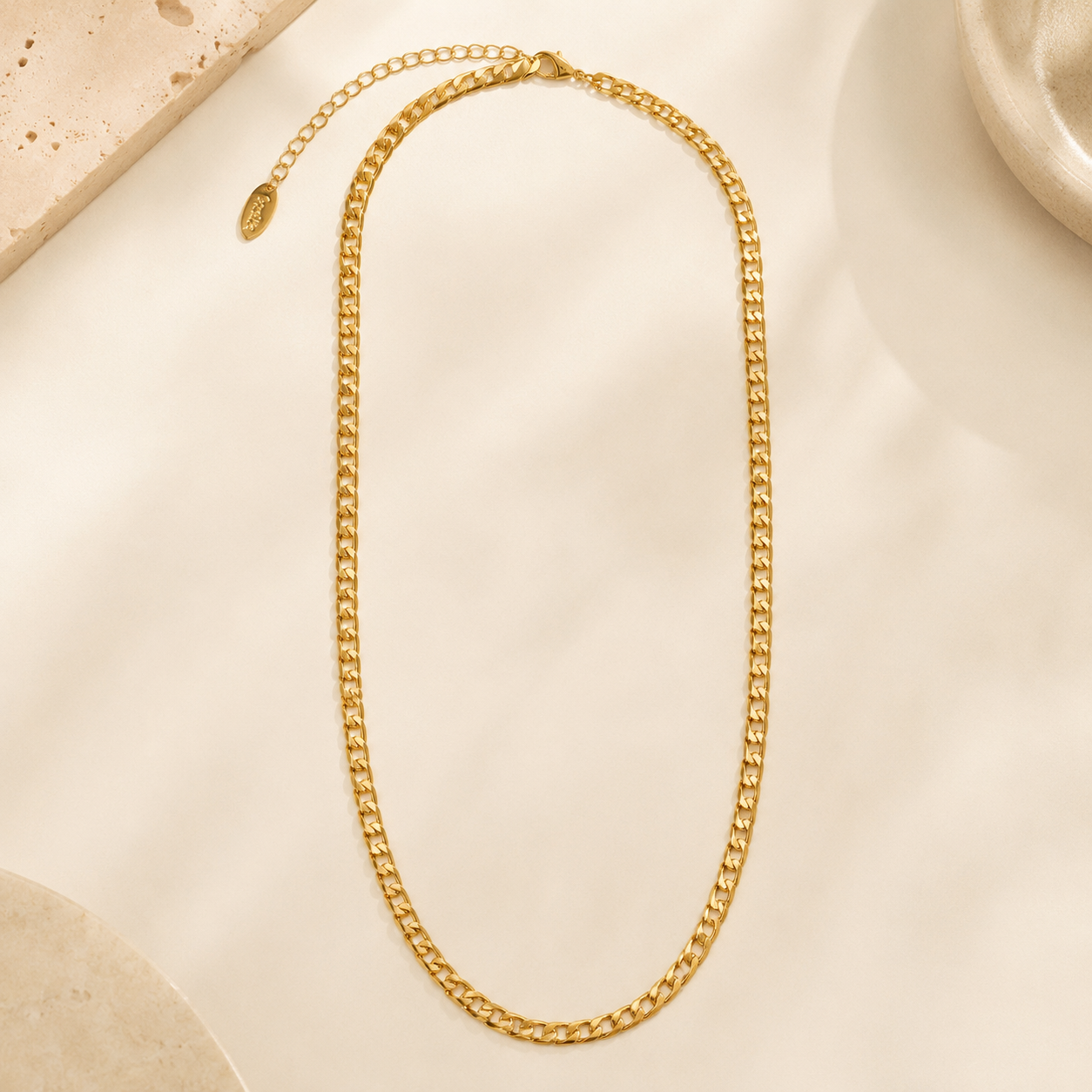 Flat Link Curb Necklace | Gold