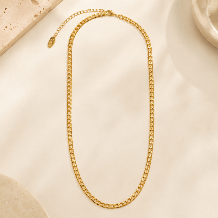 Flat Link Curb Necklace | Gold