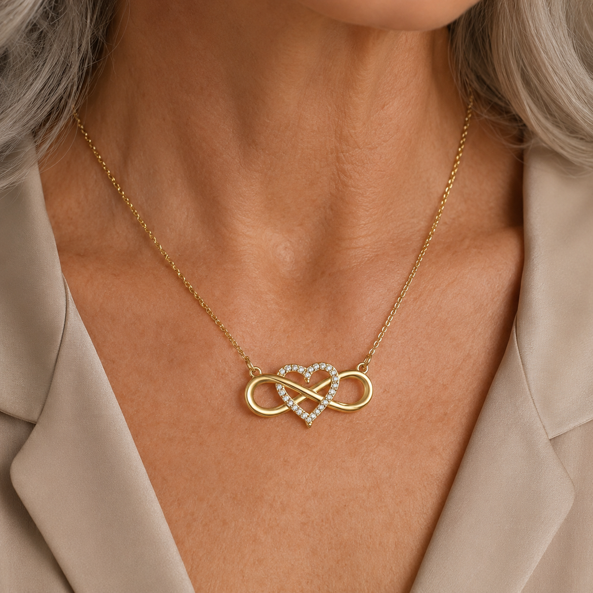 Love Knot Necklace | Gold